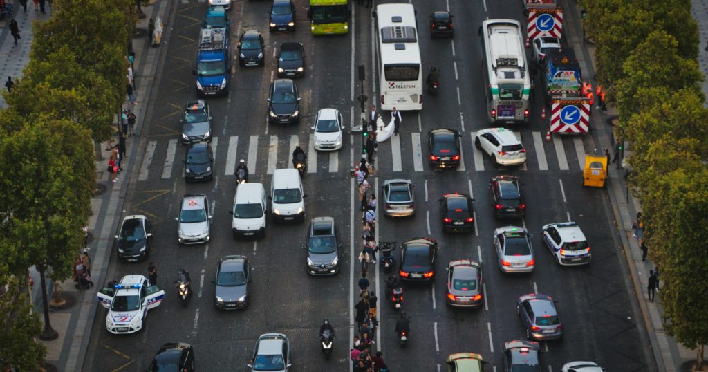 Paris trafic voitures embouteillages